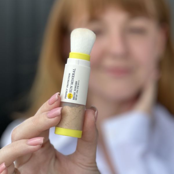 Солнцезащитная минеральная бежевая пудра с SPF 50 + Солнцезащитный крем для лица SPF 50+
