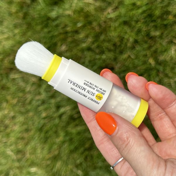 Солнцезащитная минеральная пудра прозрачная с SPF 30+ Солнцезащитный крем для лица SPF 30+
